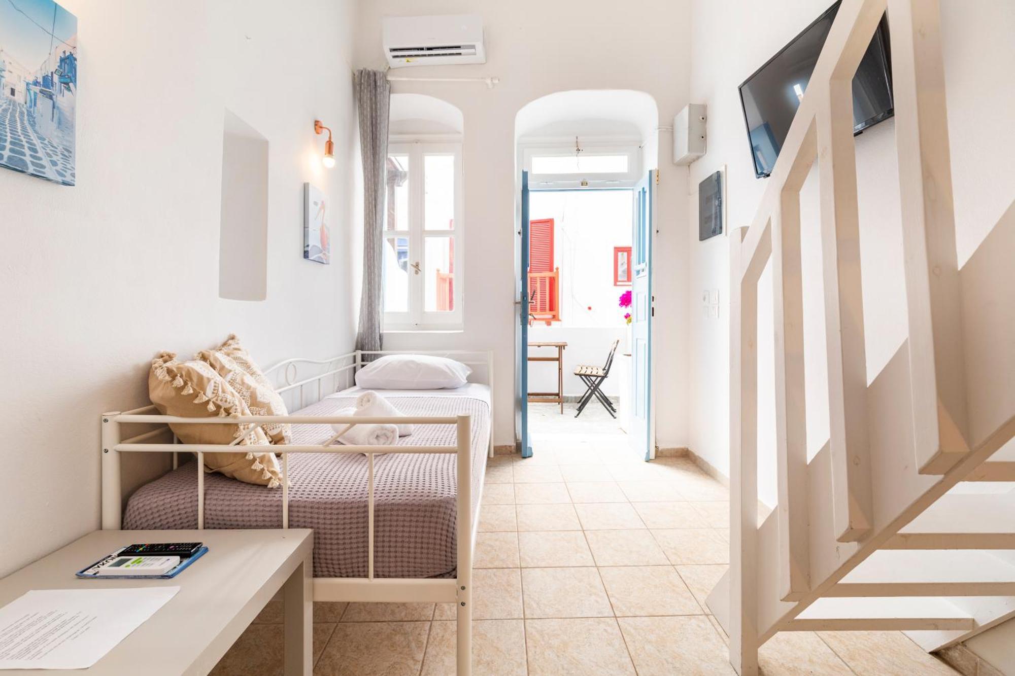 Elenitas Studio In Mykonos Town Экстерьер фото